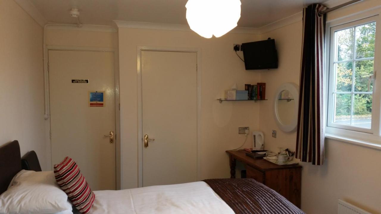 Penryn Guest House, Ensuite Rooms, Free Parking And Free Wifi Stratford-upon-Avon Quarto foto